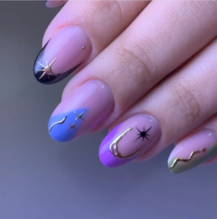 Diseño con detalles dorados